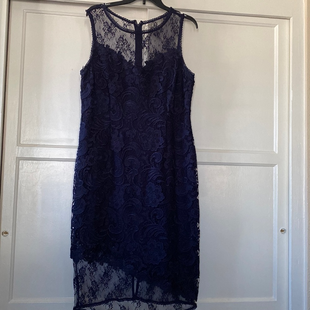 Tahari Arthur S. Levine navy blue lace cocktail dress